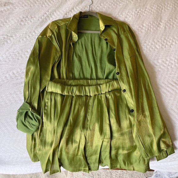 SOLD Green Matching Set - Picture 2 of 2